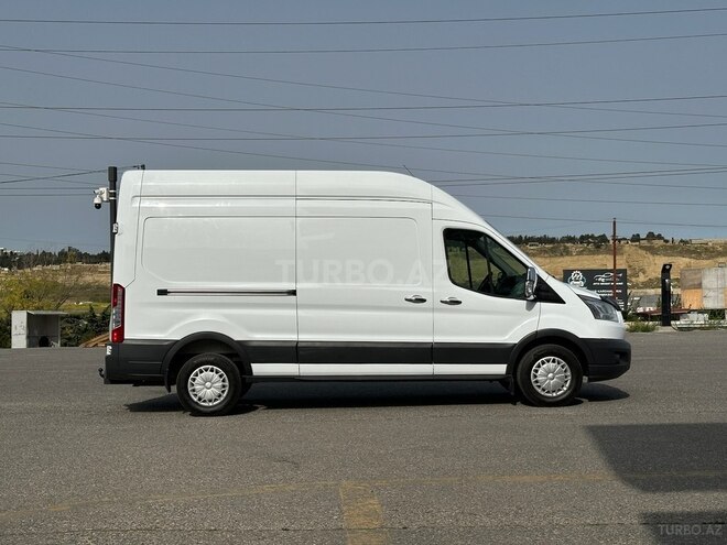Ford Transit 2016, 131,000 km - 2.2 л - Bakı