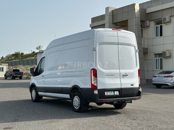 Ford Transit 2016, 131,000 km - 2.2 л - Bakı