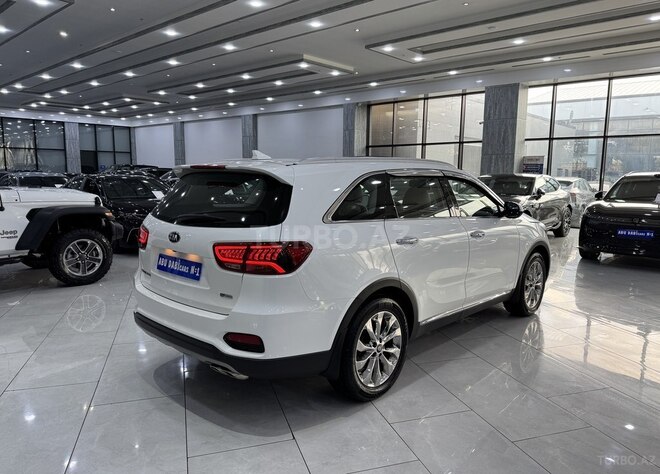 Kia Sorento-5