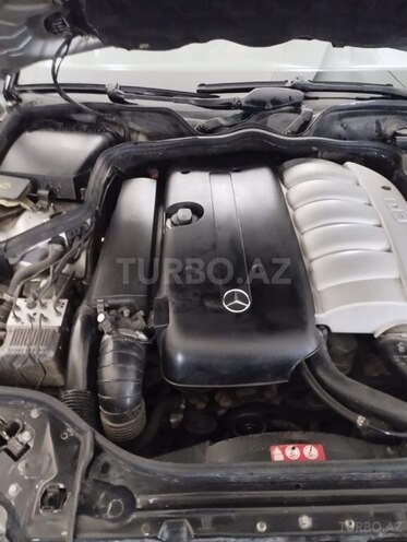 Mercedes E 270 2004, 387,771 km - 2.7 l - Bakı