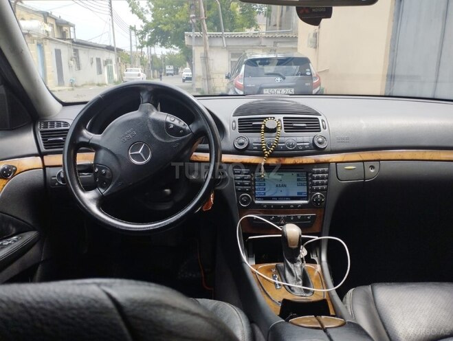 Mercedes E 270 2004, 387,771 km - 2.7 l - Bakı
