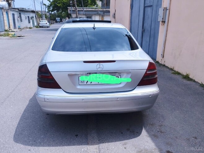 Mercedes E 270 2004, 387,771 km - 2.7 l - Bakı