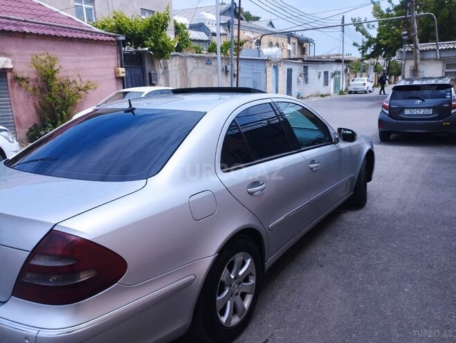 Mercedes E 270 2004, 387,771 km - 2.7 l - Bakı