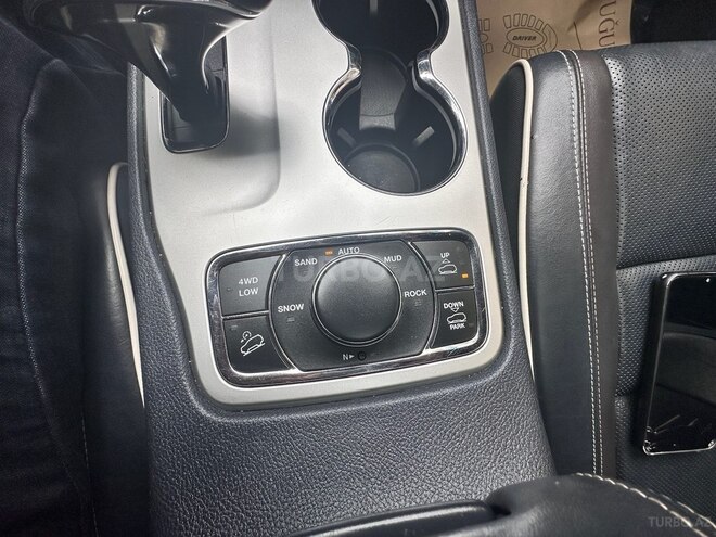 Jeep Grand Cherokee 2014, 141,207 km - 3.6 л - Qazax