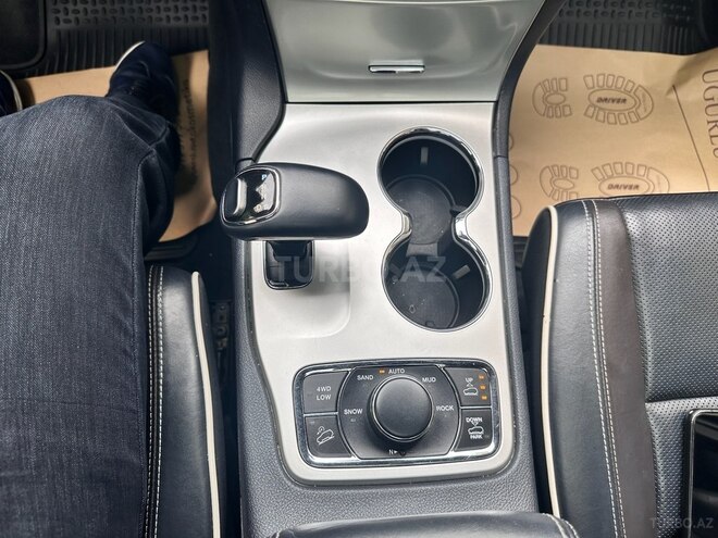 Jeep Grand Cherokee 2014, 141,207 km - 3.6 л - Qazax