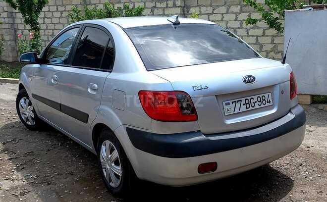 Kia Rio 2009, 152,000 km - 1.4 l - Gədəbəy