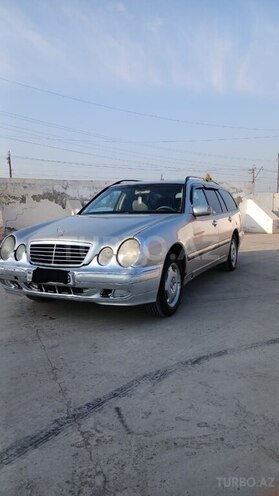 Mercedes E 240 1999, 240,000 km - 2.4 л - Bakı