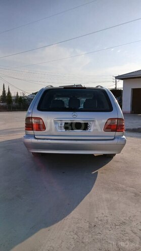 Mercedes E 240 1999, 240,000 km - 2.4 л - Bakı