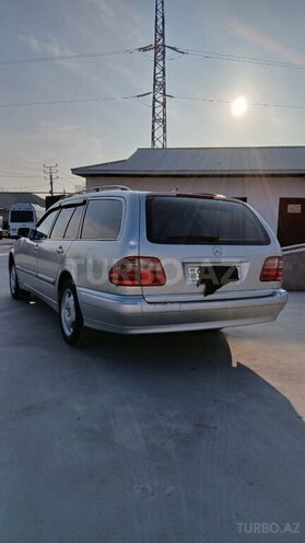 Mercedes E 240 1999, 240,000 km - 2.4 л - Bakı