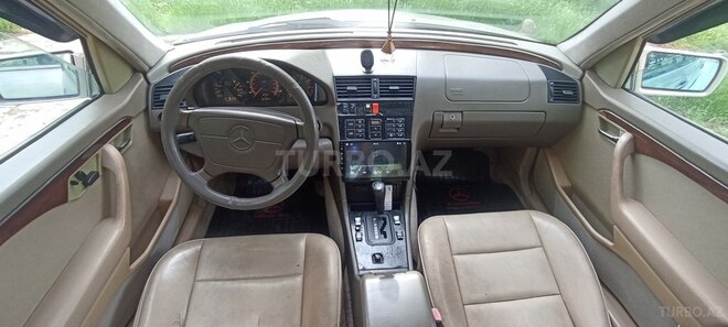 Mercedes C 220 1995, 28,394 km - 2.2 л - Bakı