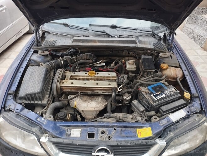 Opel Vectra 1996, 210,212 km - 1.8 l - Bakı