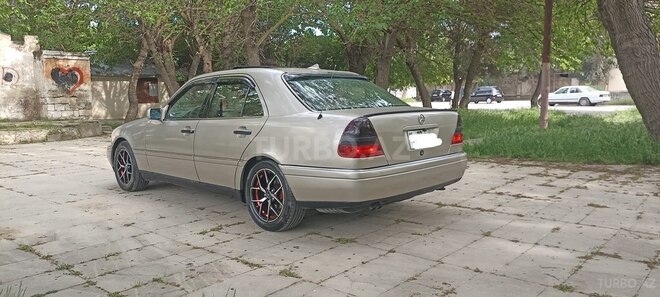 Mercedes C 220 1995, 28,394 km - 2.2 л - Bakı