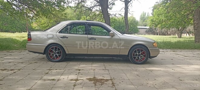 Mercedes C 220 1995, 28,394 km - 2.2 л - Bakı
