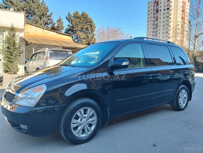 Kia Carnival 2011, 365,000 km - 2.7 l - Bakı