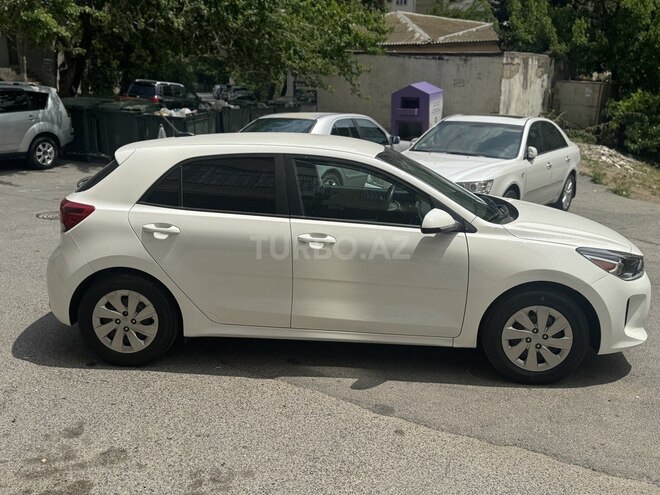 Kia Rio 2017, 85,000 km - 1.6 l - Bakı