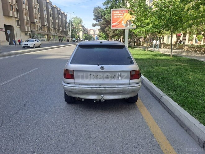 Opel Astra 1993, 354,000 km - 1.6 l - Bakı