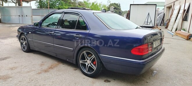 Mercedes E 240 1998, 339,000 km - 2.4 l - Bakı