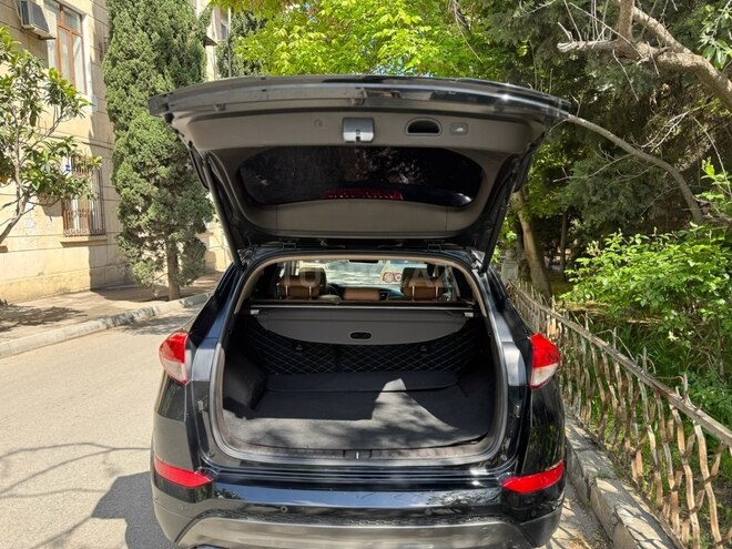 Hyundai Tucson 2015, 203,000 km - 2.0 l - Bakı