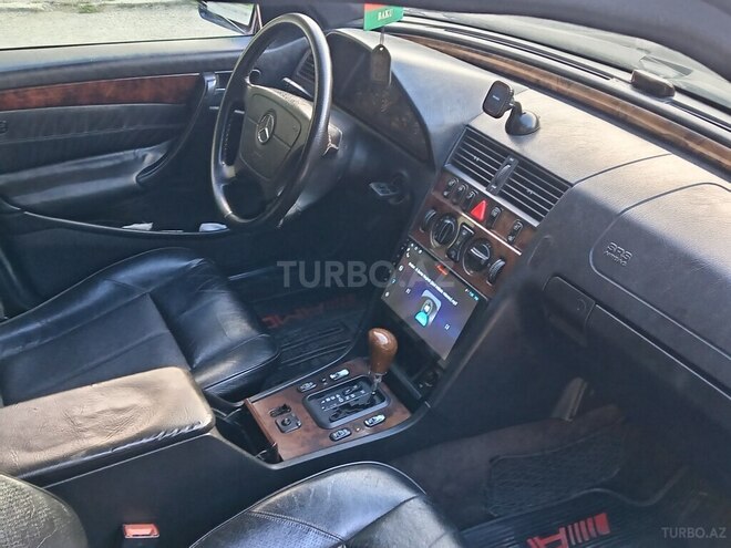 Mercedes C 230 1999, 280,000 km - 2.3 л - Bakı