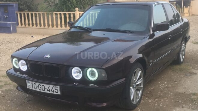 BMW 525 1991, 298,000 km - 2.5 l - Bakı