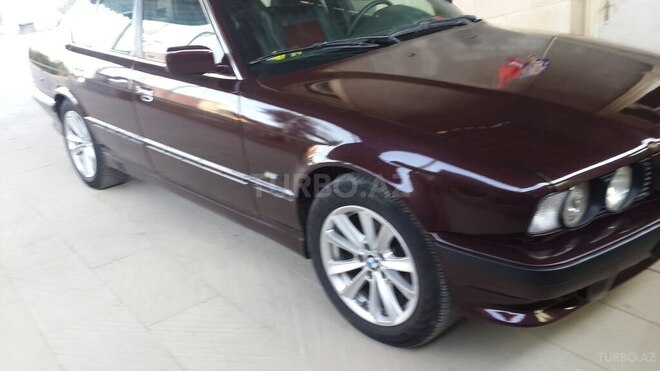 BMW 525 1991, 298,000 km - 2.5 l - Bakı