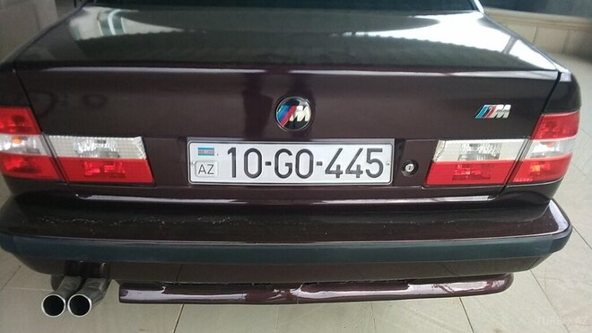 BMW 525 1991, 298,000 km - 2.5 l - Bakı