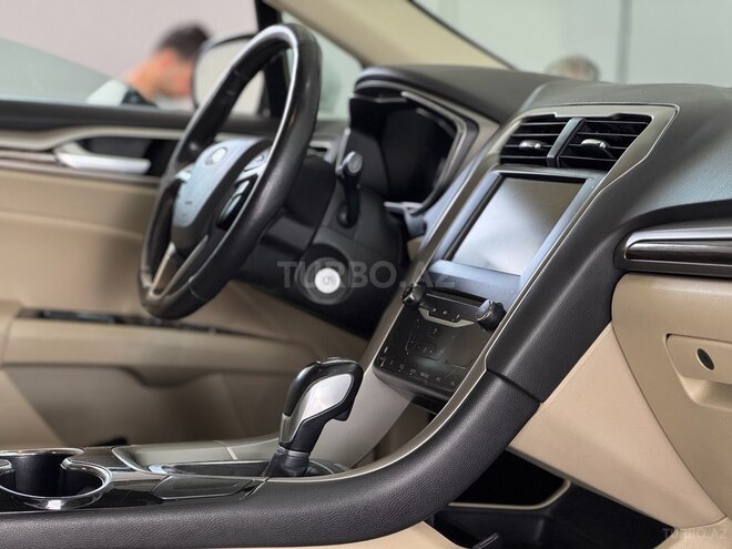 Ford Fusion (North America) 2014, 254,276 km - 1.5 l - Bakı
