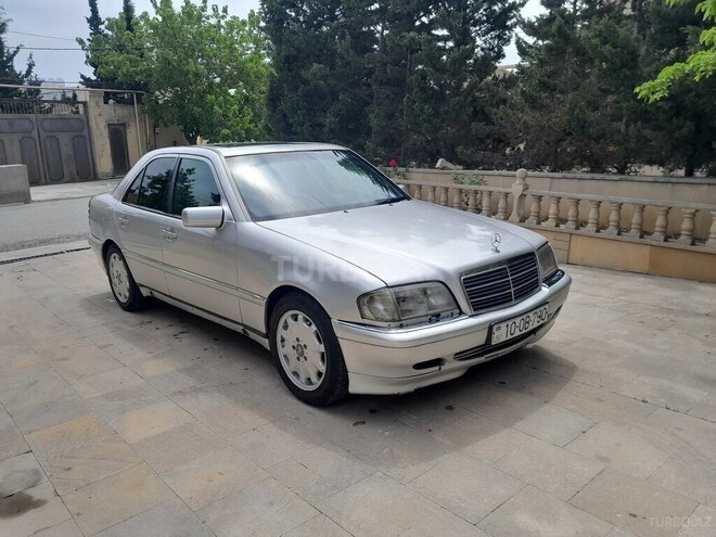 Mercedes C 220 d 1995, 220,000 km - 2.2 л - Bakı