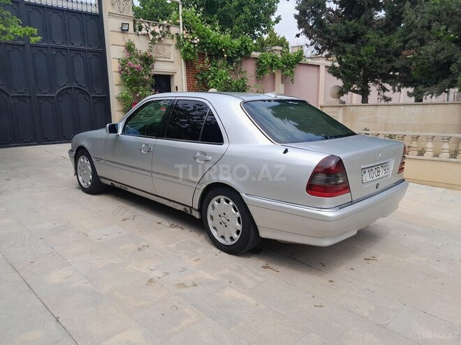 Mercedes C 220 d 1995, 220,000 km - 2.2 л - Bakı
