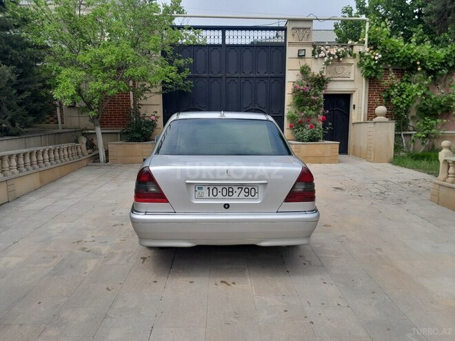 Mercedes C 220 d 1995, 220,000 km - 2.2 л - Bakı