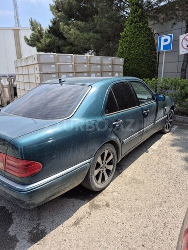 Mercedes E 230 1996, 311,646 km - 2.3 l - Sumqayıt