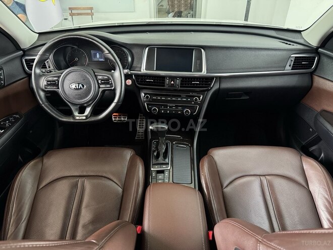 Kia K5-5