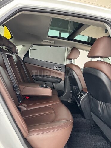 Kia K5-7