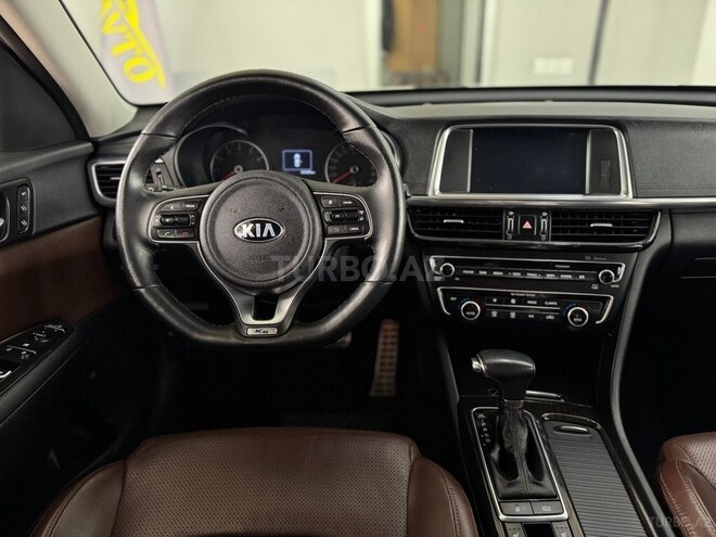 Kia K5-15