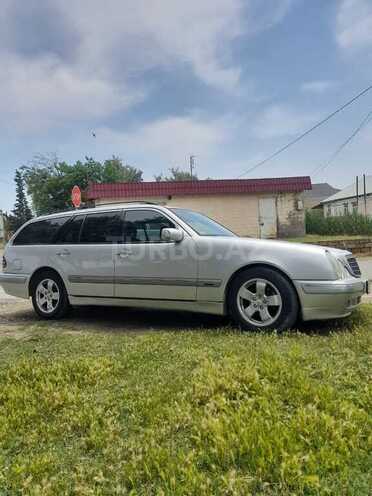 Mercedes E 220 d 2002, 472,300 km - 2.2 л - Hacıqabul
