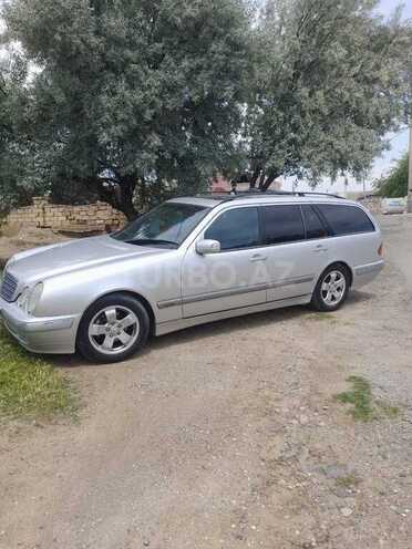 Mercedes E 220 d 2002, 472,300 km - 2.2 л - Hacıqabul