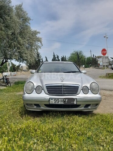 Mercedes E 220 d 2002, 472,300 km - 2.2 л - Hacıqabul