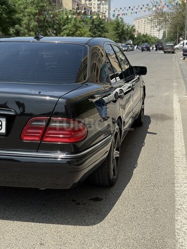 Mercedes E 280 1999, 506,000 km - 2.8 l - Bakı