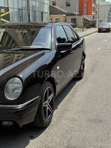Mercedes E 280 1999, 506,000 km - 2.8 l - Bakı