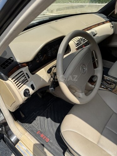 Mercedes E 280 1999, 506,000 km - 2.8 l - Bakı