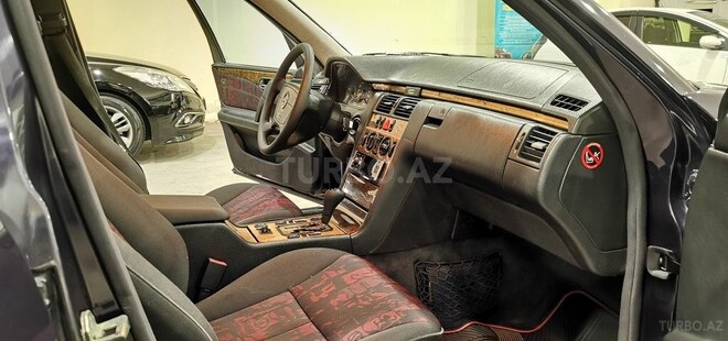 Mercedes E 240 1998, 234,000 km - 2.4 l - Sumqayıt