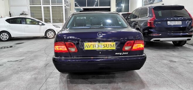 Mercedes E 240 1998, 234,000 km - 2.4 l - Sumqayıt