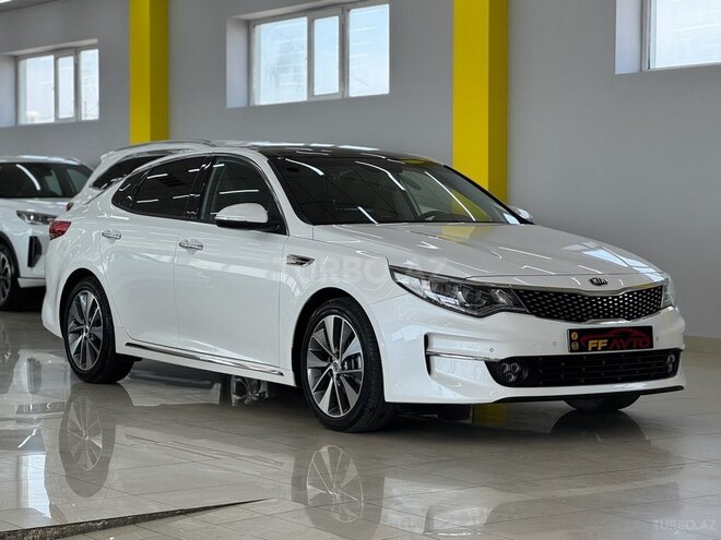 Kia K5-4