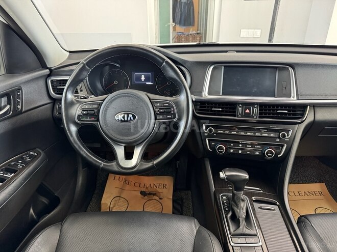 Kia K5-13
