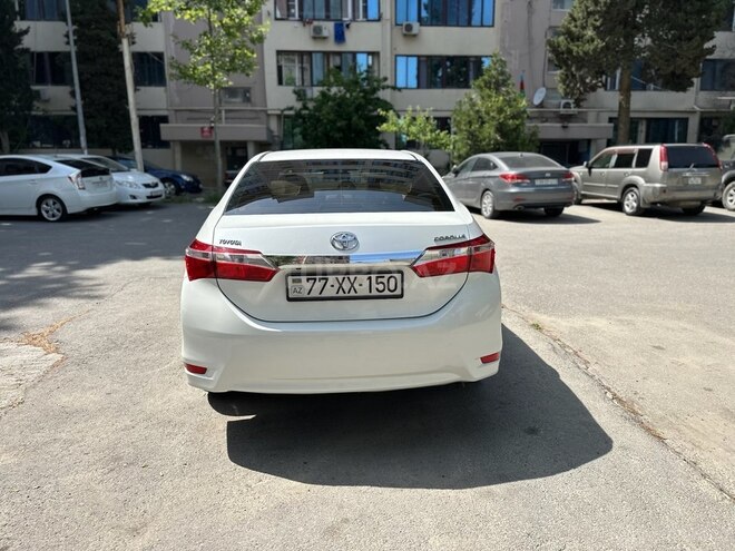 Toyota Corolla 2013, 253,221 km - 1.6 l - Bakı