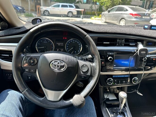 Toyota Corolla 2013, 253,221 km - 1.6 l - Bakı