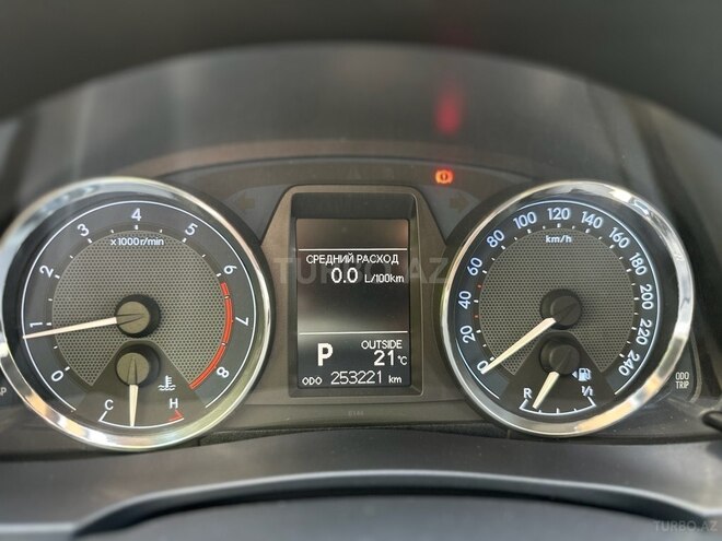 Toyota Corolla 2013, 253,221 km - 1.6 l - Bakı