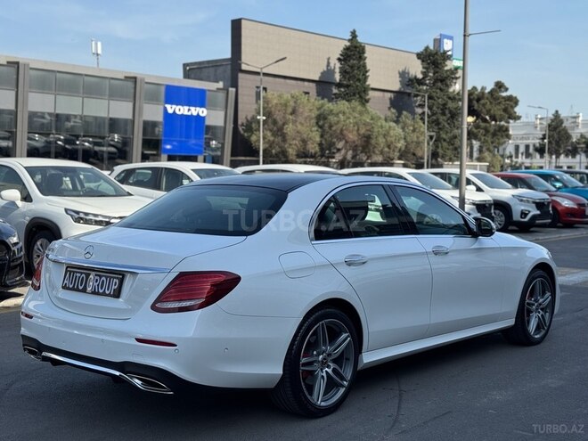 Mercedes E 300-6