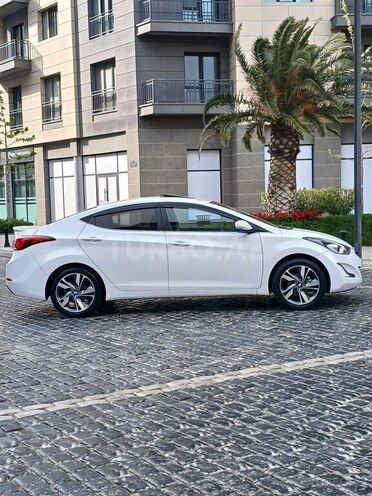 Hyundai Elantra 2014, 136,752 km - 1.8 l - Bakı