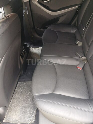 Hyundai Elantra 2014, 136,752 km - 1.8 l - Bakı